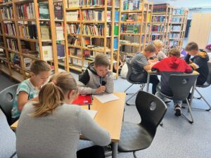 Bibliothek23_3